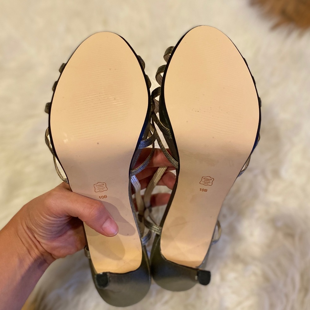 Silver heels 💃🏼 - Picture 4 of 5